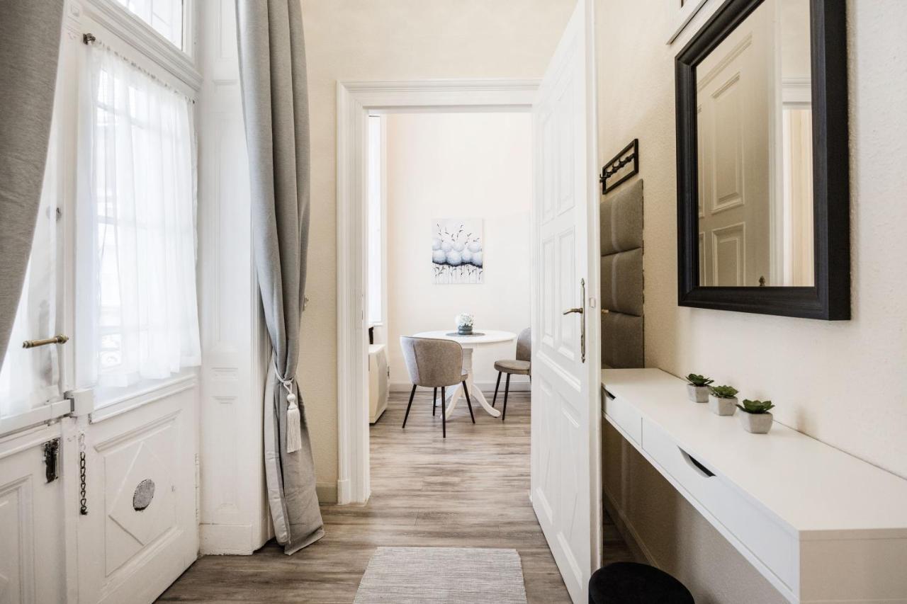 Andrassy 13 Center Apartment Budapest Kültér fotó